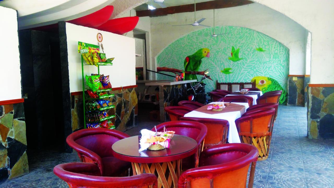 Hotel Falcon Tamasopo Bagian luar foto