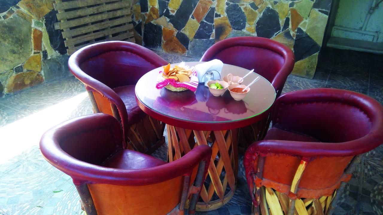 Hotel Falcon Tamasopo Bagian luar foto